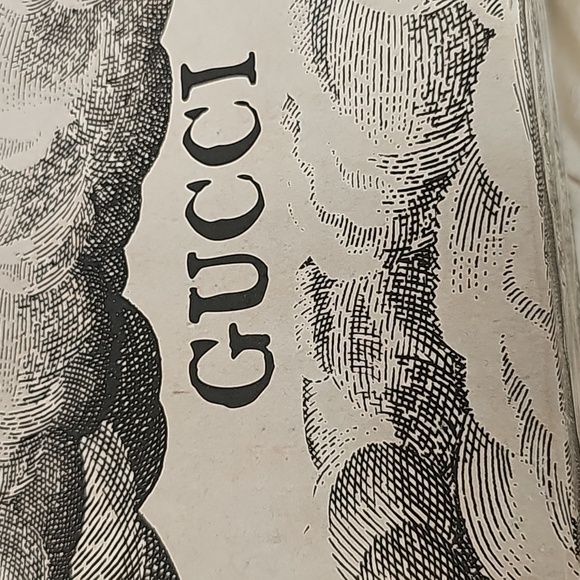 Gucci Sneakers - Picture 7 of 9